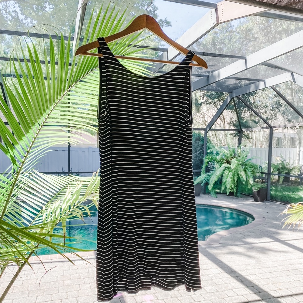 Black and white cotton sundress!